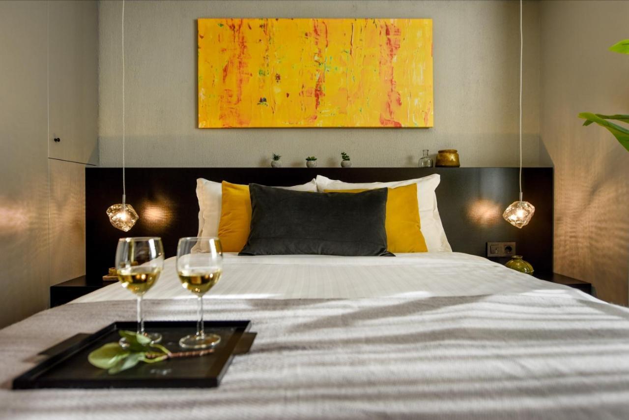 Luxury Near Radisson - Projector & Modern Design Apartment Bucharest