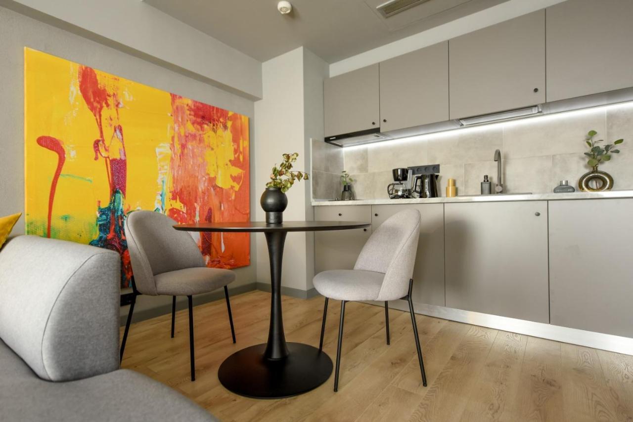 Luxury Near Radisson - Projector & Modern Design * Bucarest