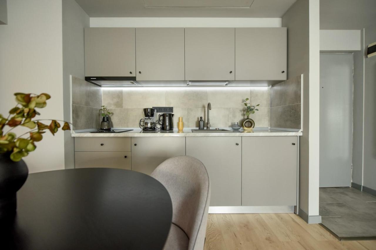 Apartment Luxury Near Radisson - Projector & Modern Design